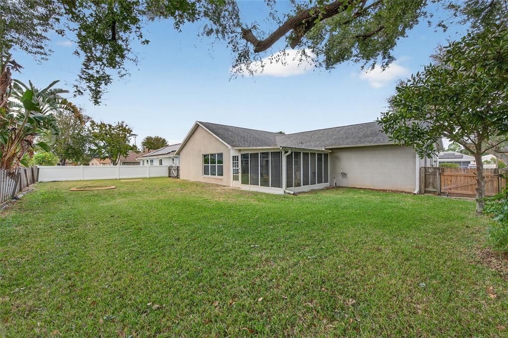 En Venta: $349,000 (3 camas, 2 baños, 1385 Pies cuadrados)