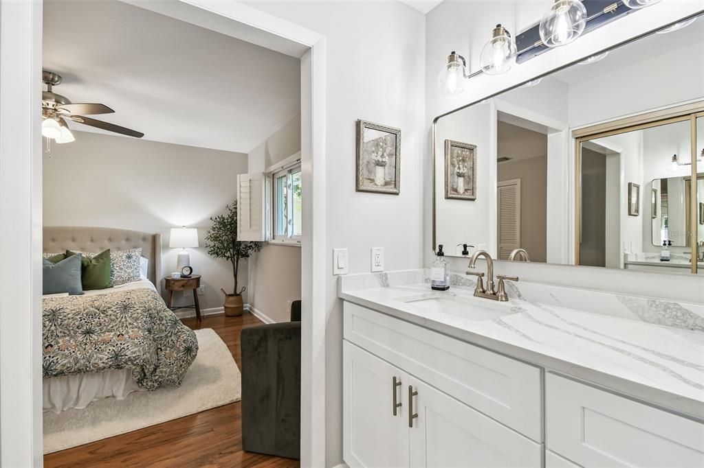 合同活跃: $550,000 (3 贝兹, 2 浴室, 1804 平方英尺)