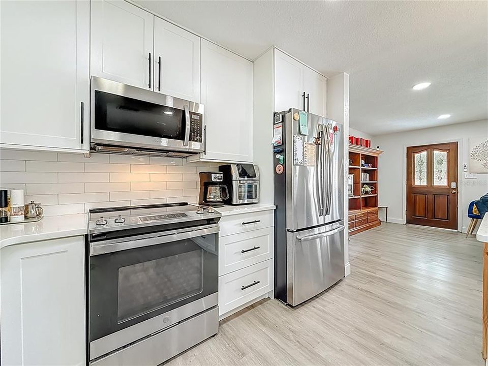 待售: $429,900 (2 贝兹, 2 浴室, 1278 平方英尺)