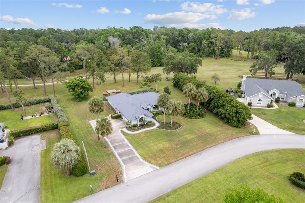 For Sale: $945,000 (4 beds, 3 baths, 2298 Square Feet)