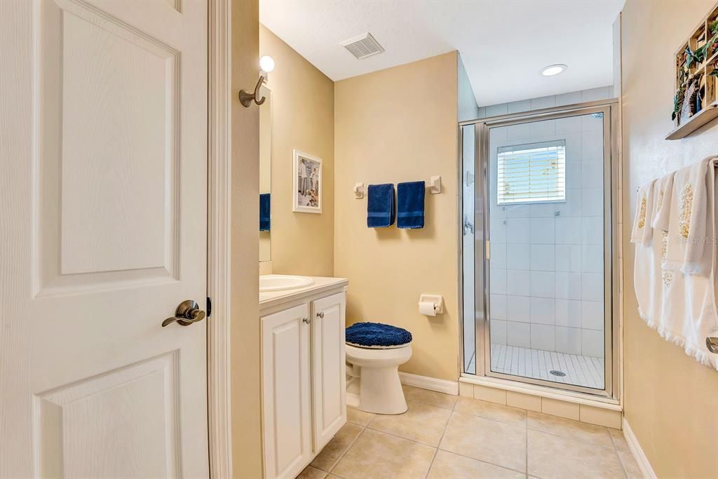 На продажу: $299,000 (3 спален, 2 ванн, 1654 Квадратных фут)