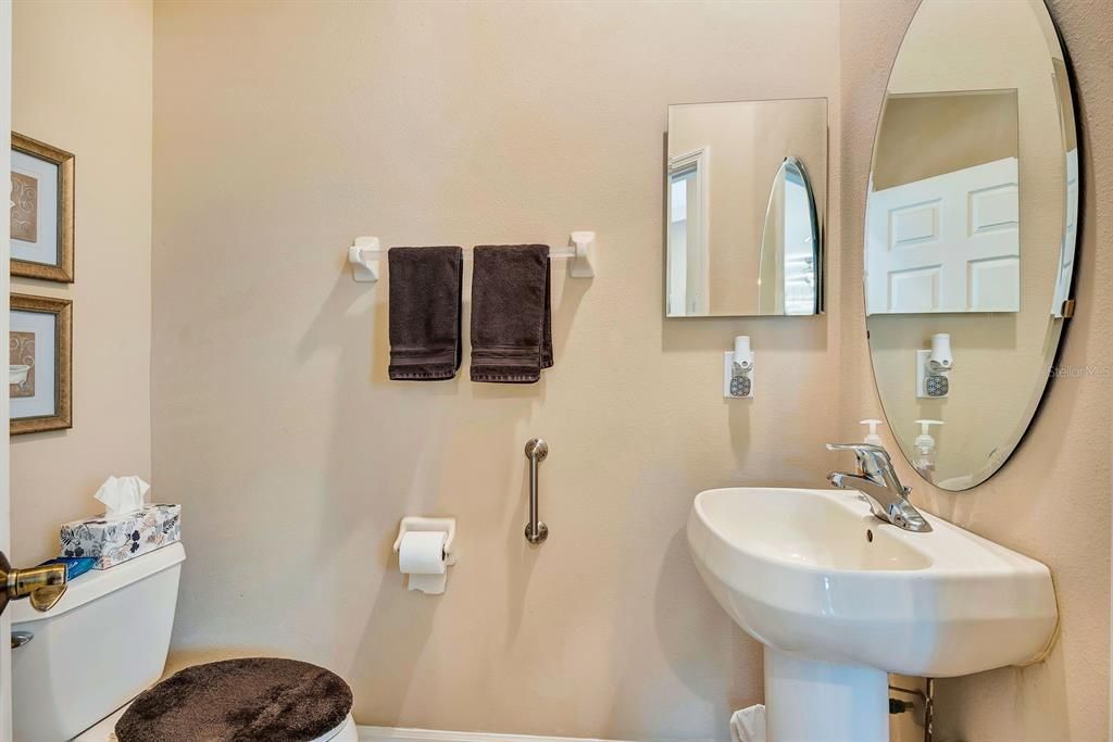 На продажу: $299,000 (3 спален, 2 ванн, 1654 Квадратных фут)