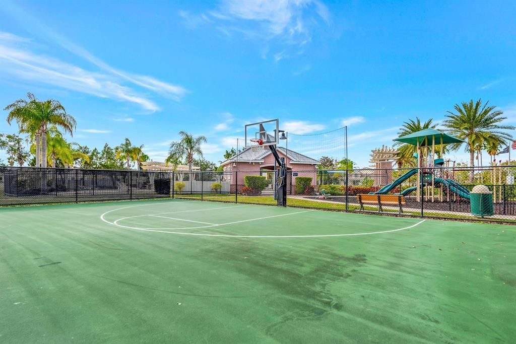 На продажу: $299,000 (3 спален, 2 ванн, 1654 Квадратных фут)