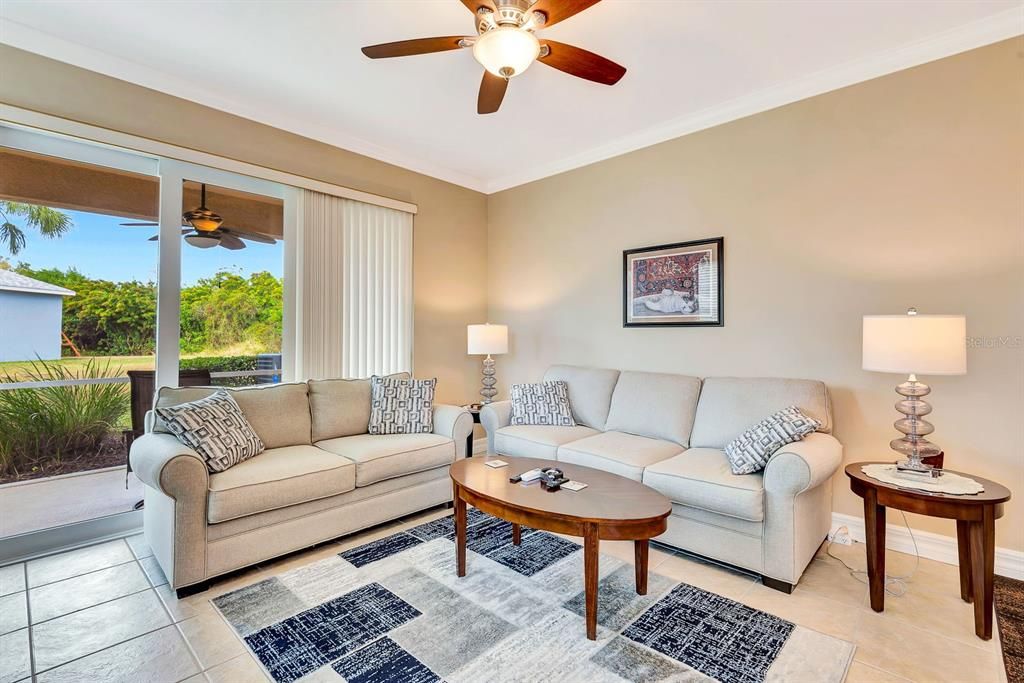 На продажу: $299,000 (3 спален, 2 ванн, 1654 Квадратных фут)