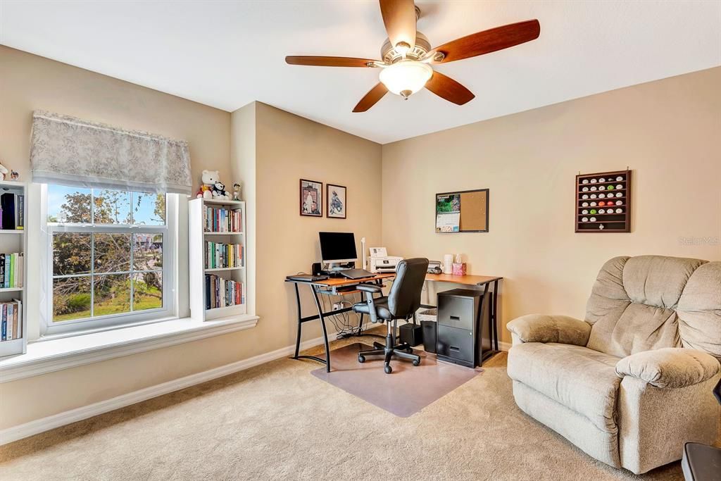 На продажу: $299,000 (3 спален, 2 ванн, 1654 Квадратных фут)