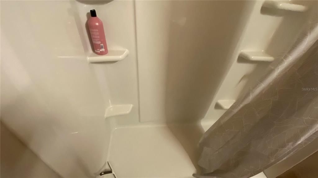 待售: $139,900 (3 贝兹, 2 浴室, 640 平方英尺)