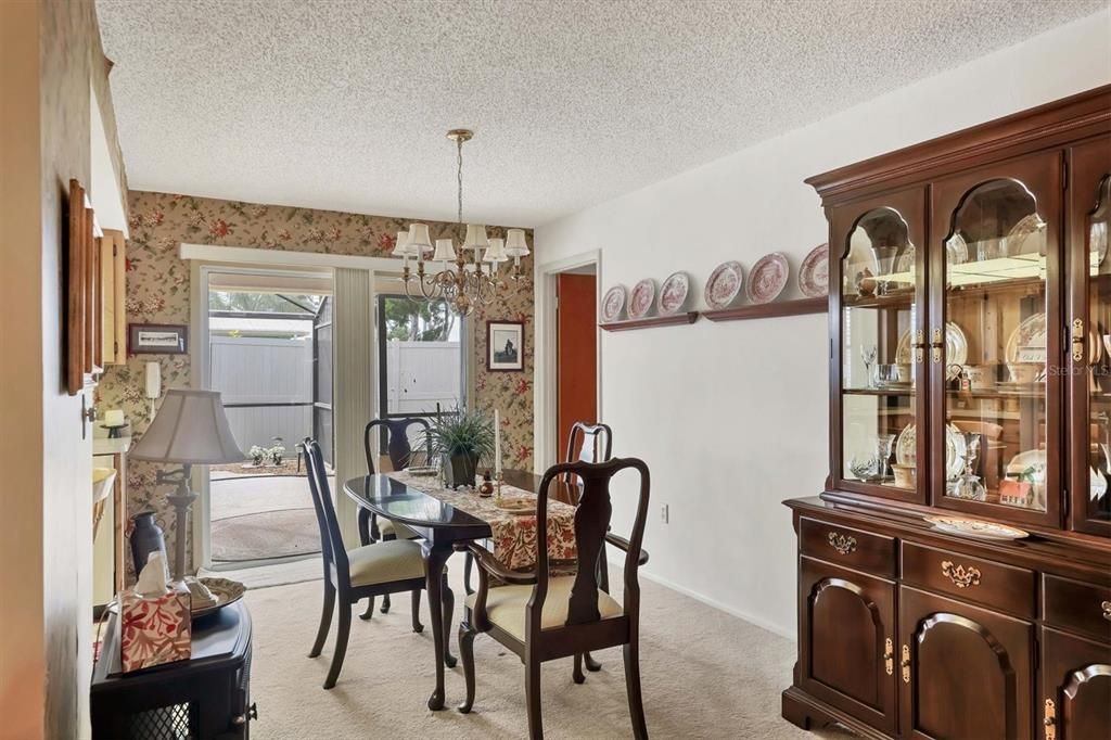 En Venta: $459,900 (3 camas, 2 baños, 1343 Pies cuadrados)