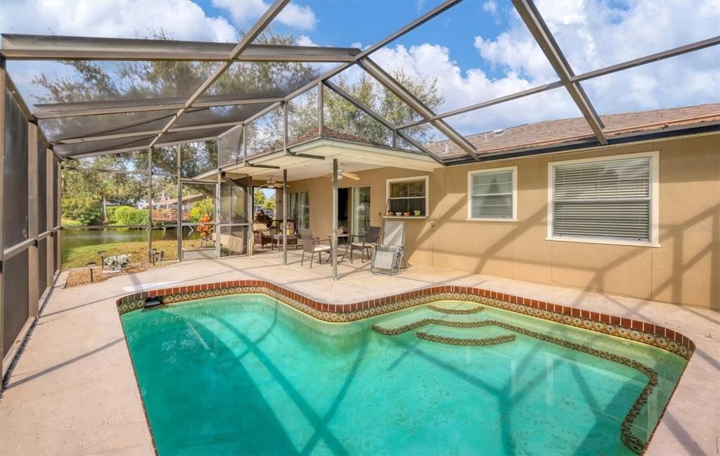 En Venta: $459,900 (3 camas, 2 baños, 1343 Pies cuadrados)