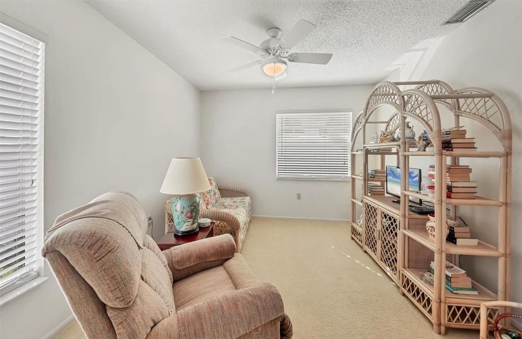 En Venta: $459,900 (3 camas, 2 baños, 1343 Pies cuadrados)