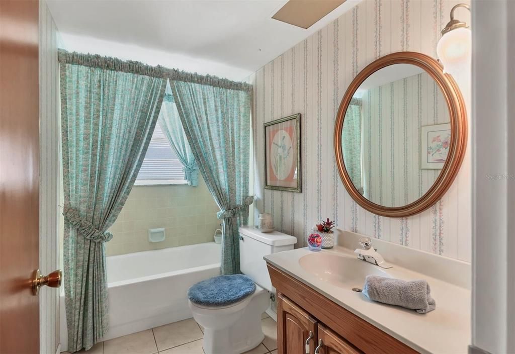 En Venta: $459,900 (3 camas, 2 baños, 1343 Pies cuadrados)