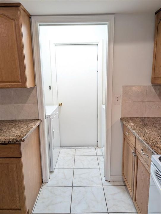 В аренду: $2,050 (2 спален, 2 ванн, 1340 Квадратных фут)