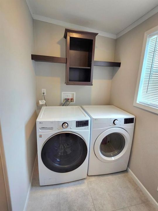 На продажу: $389,000 (3 спален, 2 ванн, 1432 Квадратных фут)