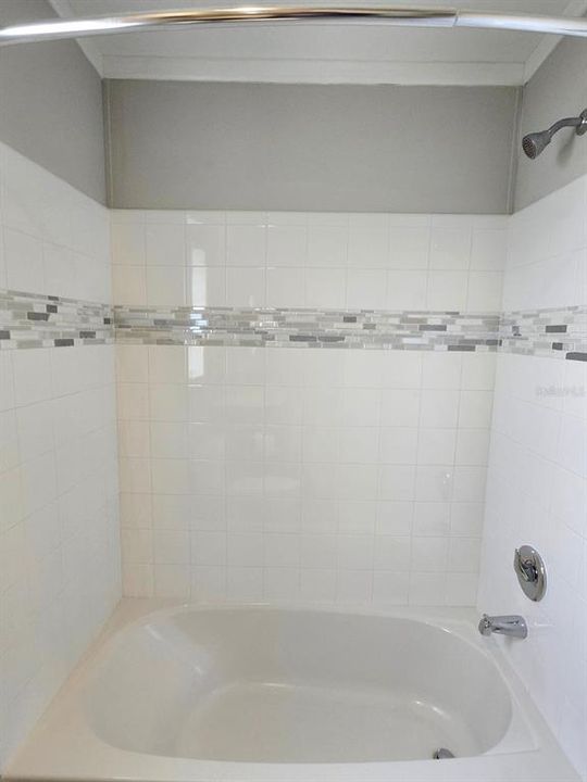 На продажу: $389,000 (3 спален, 2 ванн, 1432 Квадратных фут)