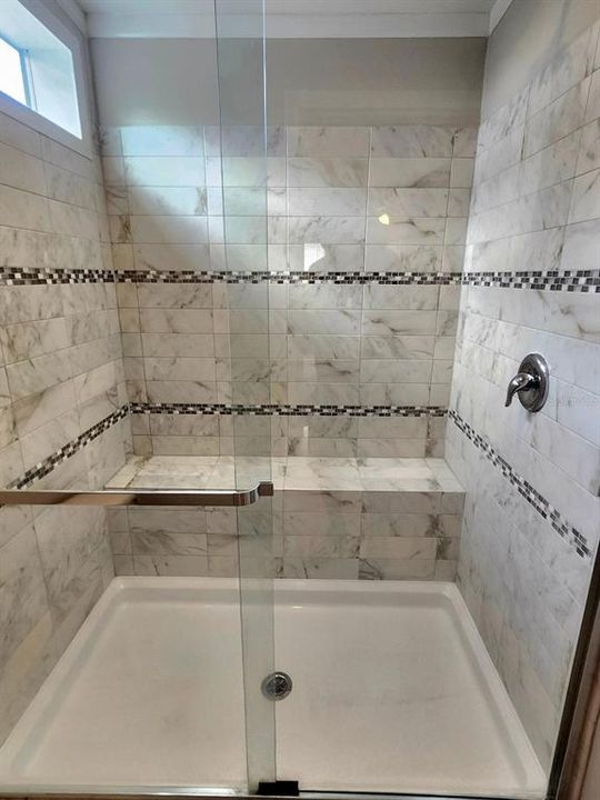 На продажу: $389,000 (3 спален, 2 ванн, 1432 Квадратных фут)