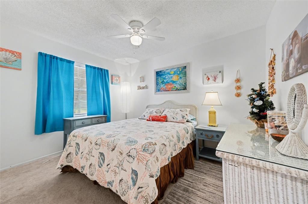 For Sale: $259,000 (3 beds, 2 baths, 1332 Square Feet)