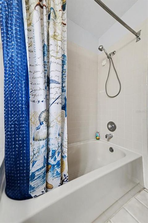 For Sale: $259,000 (3 beds, 2 baths, 1332 Square Feet)