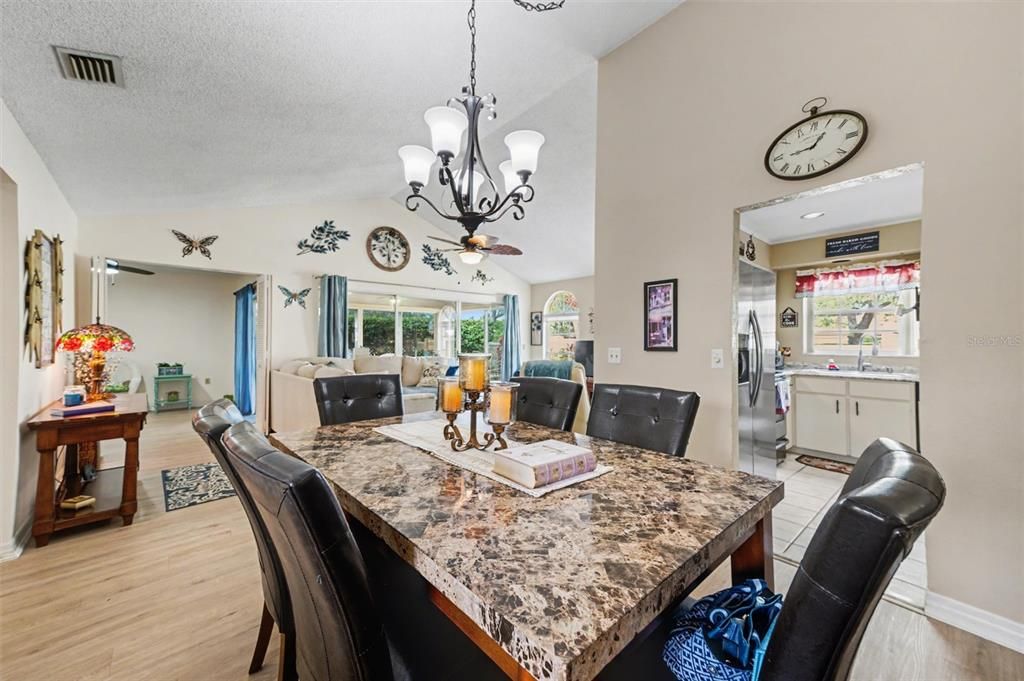 For Sale: $259,000 (3 beds, 2 baths, 1332 Square Feet)