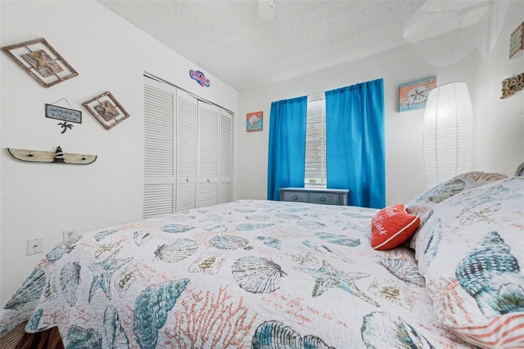 For Sale: $259,000 (3 beds, 2 baths, 1332 Square Feet)