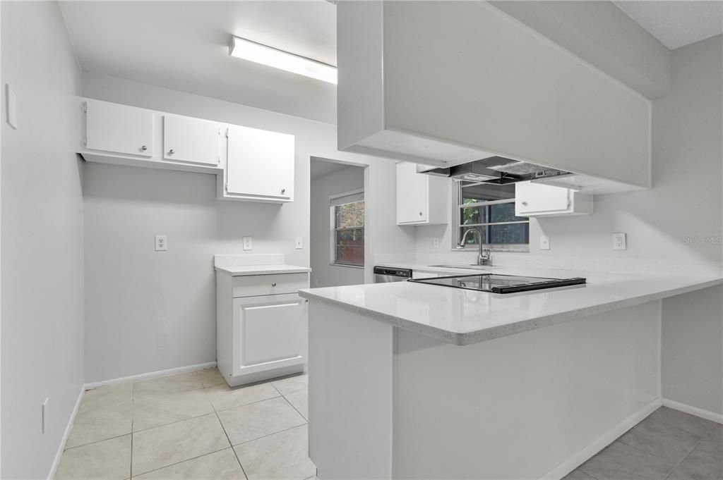 For Sale: $415,000 (3 beds, 2 baths, 1737 Square Feet)