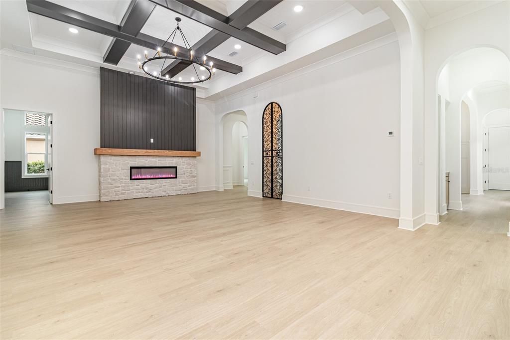 For Sale: $2,480,000 (5 beds, 4 baths, 4013 Square Feet)