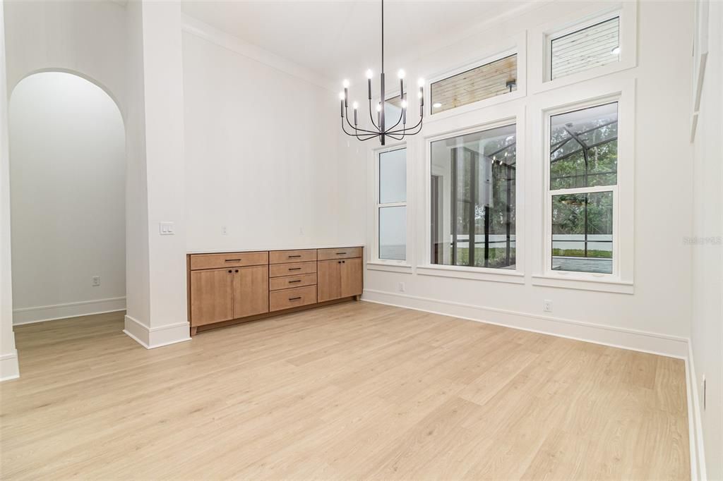 For Sale: $2,480,000 (5 beds, 4 baths, 4013 Square Feet)