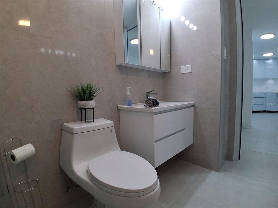 For Rent: $3,250 (3 beds, 2 baths, 1200 Square Feet)