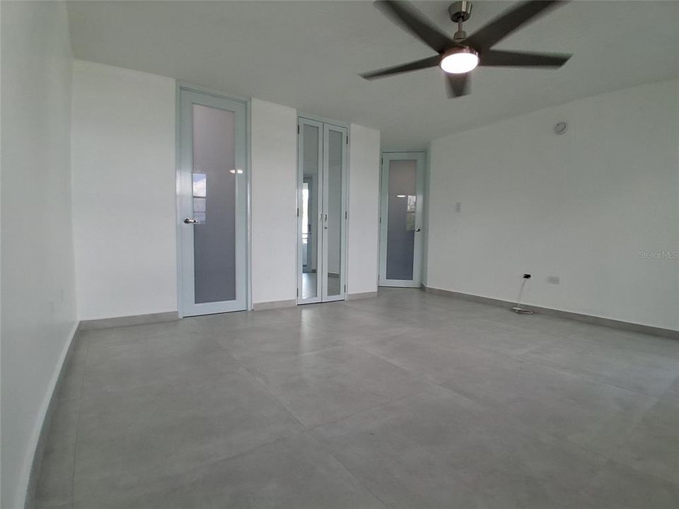 For Rent: $3,250 (3 beds, 2 baths, 1200 Square Feet)