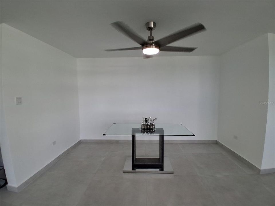 For Rent: $3,250 (3 beds, 2 baths, 1200 Square Feet)