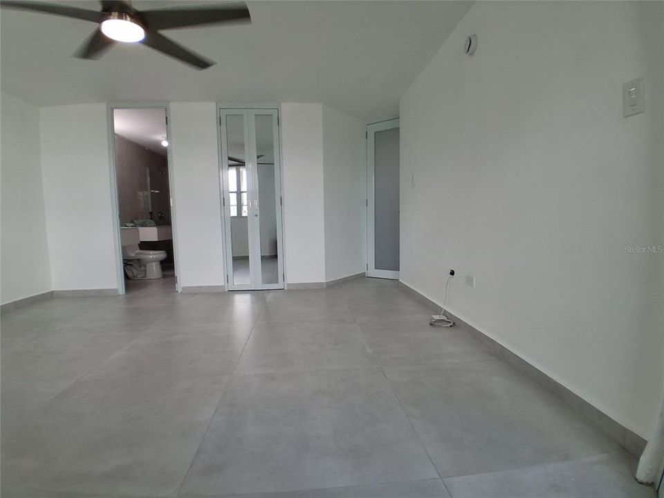 For Rent: $3,250 (3 beds, 2 baths, 1200 Square Feet)