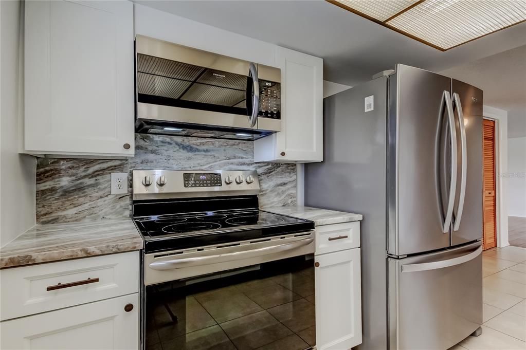 For Sale: $290,000 (3 beds, 2 baths, 1314 Square Feet)