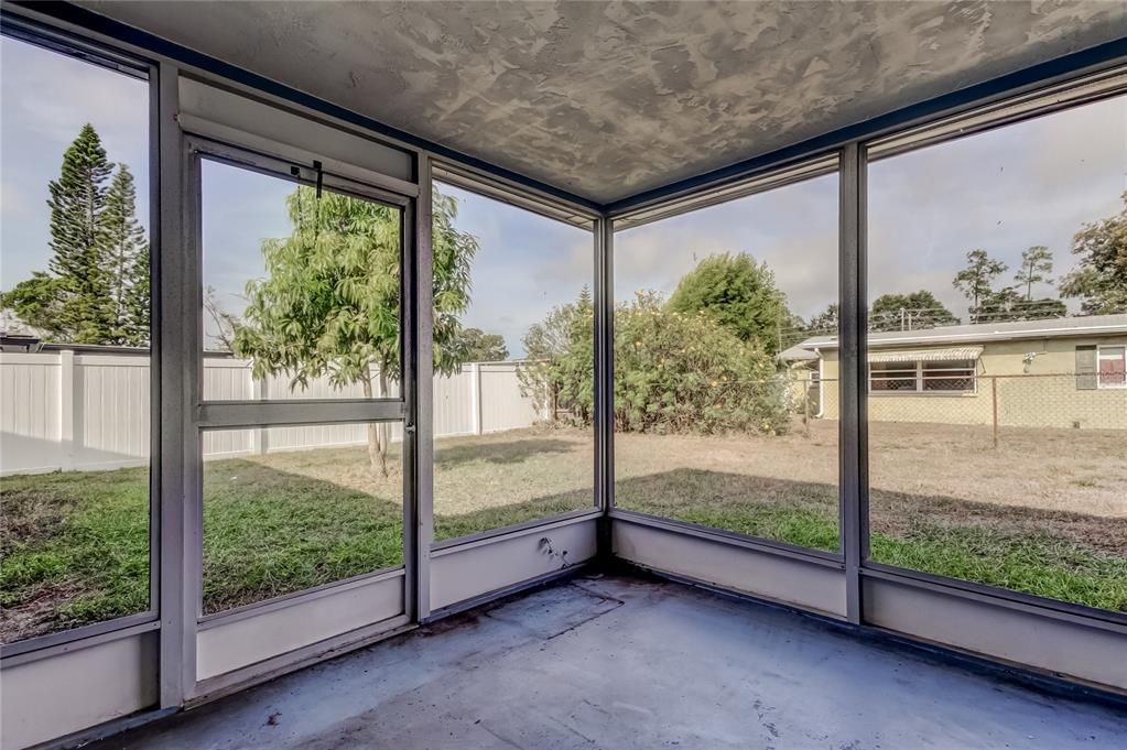 For Sale: $290,000 (3 beds, 2 baths, 1314 Square Feet)