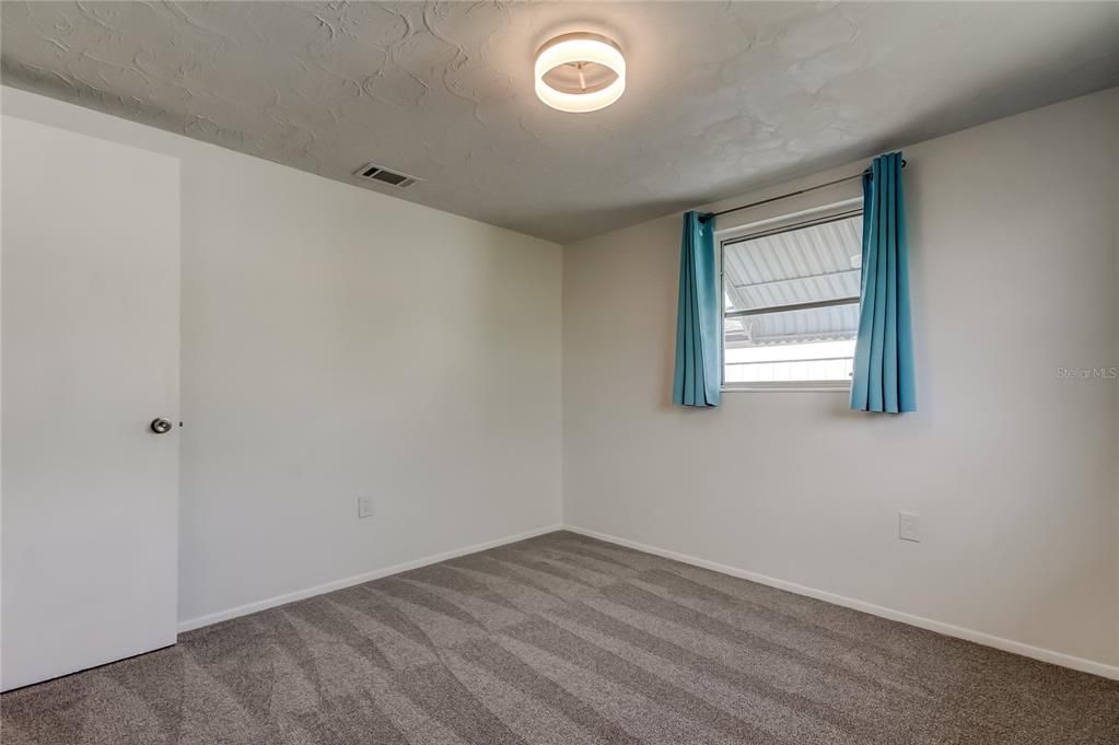 For Sale: $290,000 (3 beds, 2 baths, 1314 Square Feet)