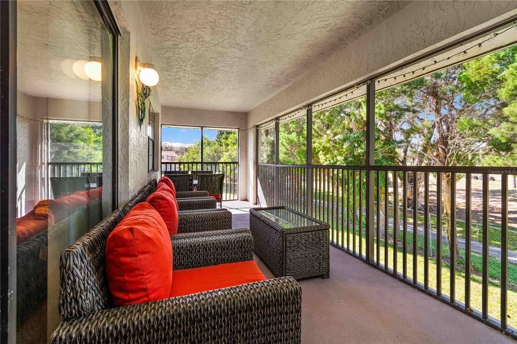 En Venta: $222,500 (2 camas, 2 baños, 1130 Pies cuadrados)