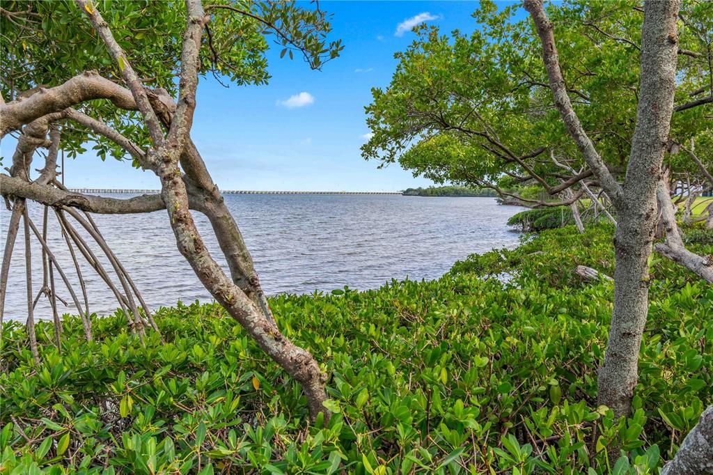 En Venta: $222,500 (2 camas, 2 baños, 1130 Pies cuadrados)