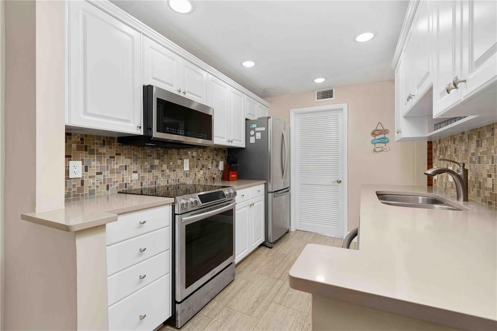 En Venta: $222,500 (2 camas, 2 baños, 1130 Pies cuadrados)