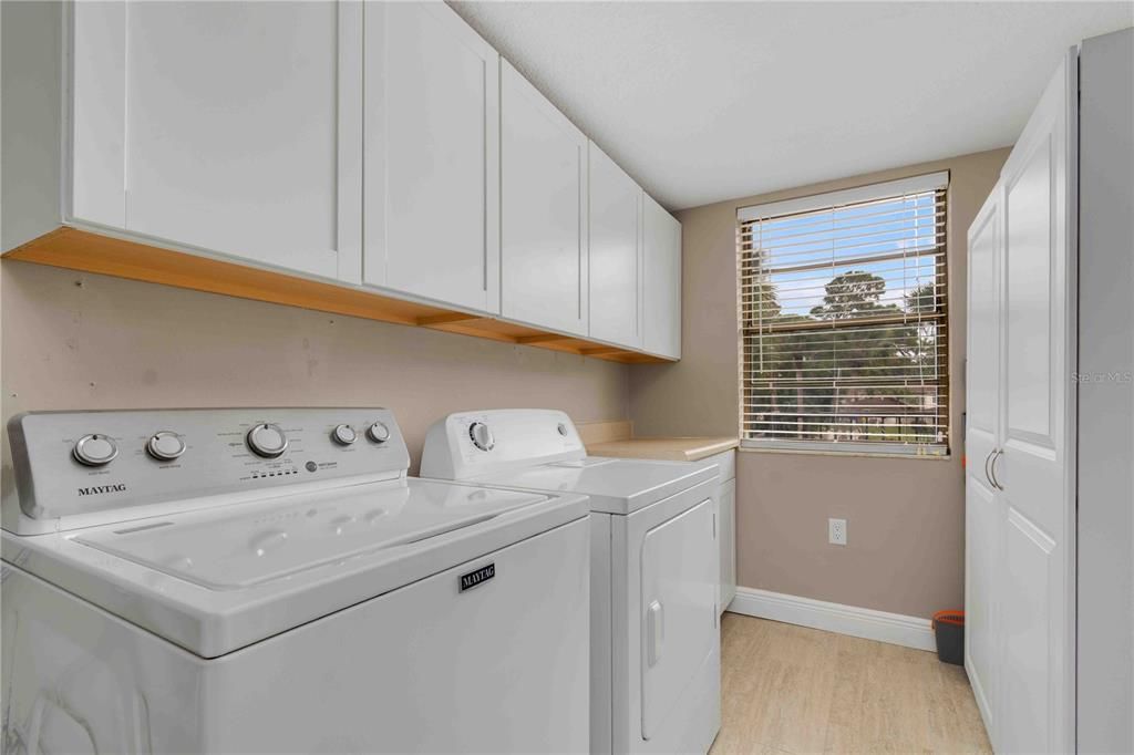 En Venta: $222,500 (2 camas, 2 baños, 1130 Pies cuadrados)