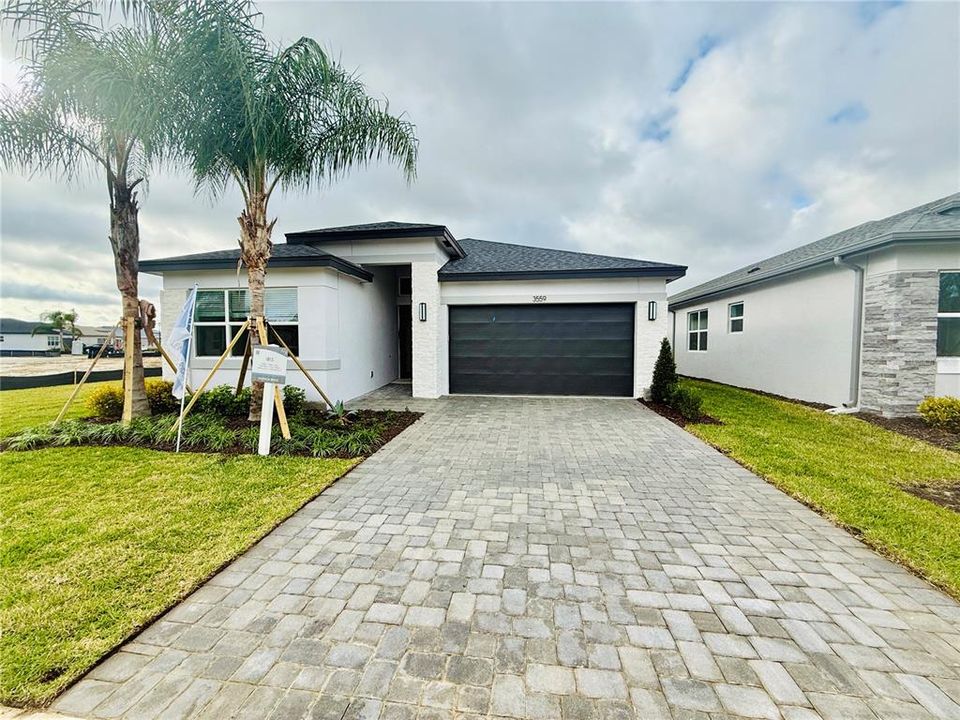 En Venta: $579,900 (2 camas, 2 baños, 1807 Pies cuadrados)