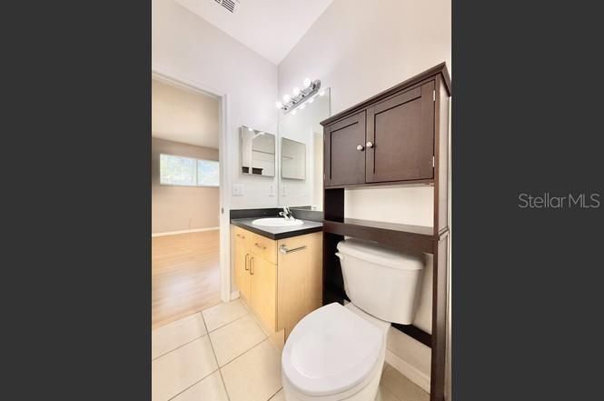 На продажу: $530,000 (2 спален, 2 ванн, 1230 Квадратных фут)