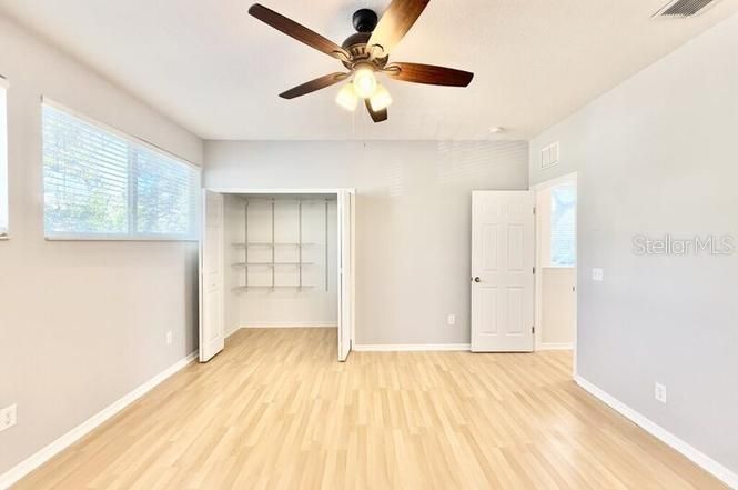 На продажу: $530,000 (2 спален, 2 ванн, 1230 Квадратных фут)