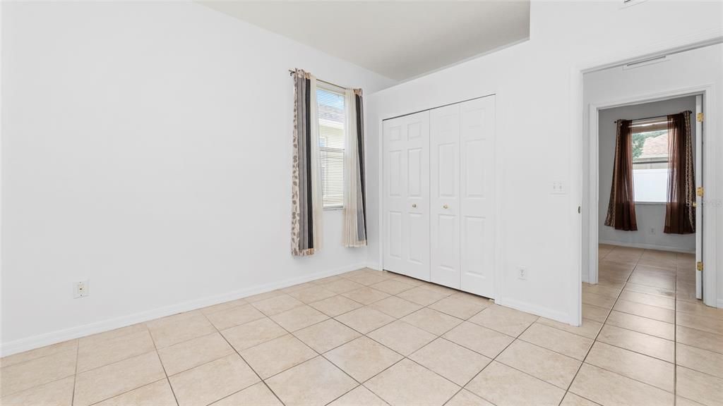 For Sale: $360,000 (4 beds, 2 baths, 1724 Square Feet)