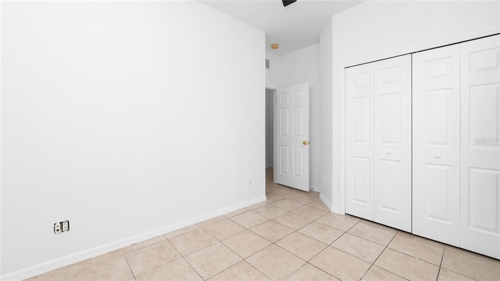 For Sale: $360,000 (4 beds, 2 baths, 1724 Square Feet)