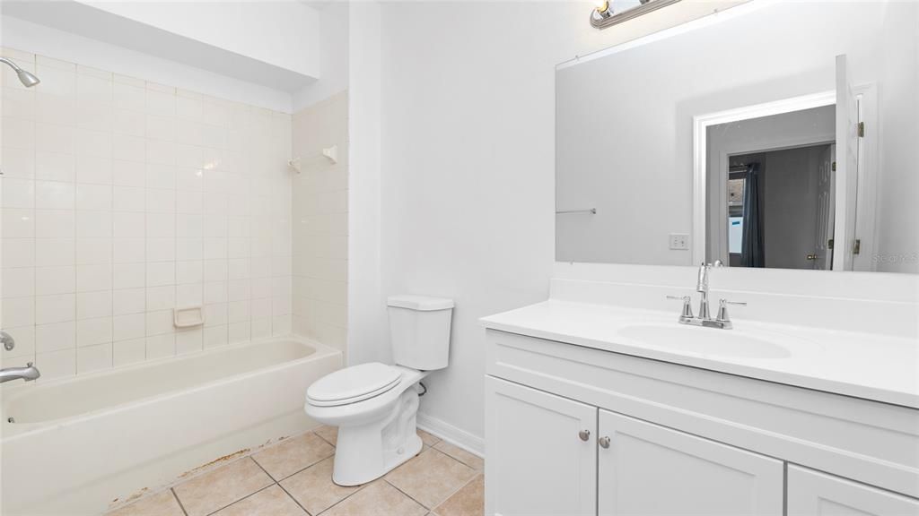 For Sale: $360,000 (4 beds, 2 baths, 1724 Square Feet)