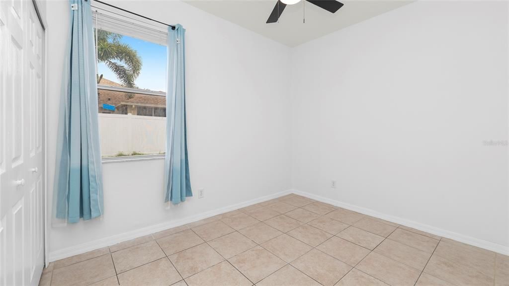 For Sale: $360,000 (4 beds, 2 baths, 1724 Square Feet)