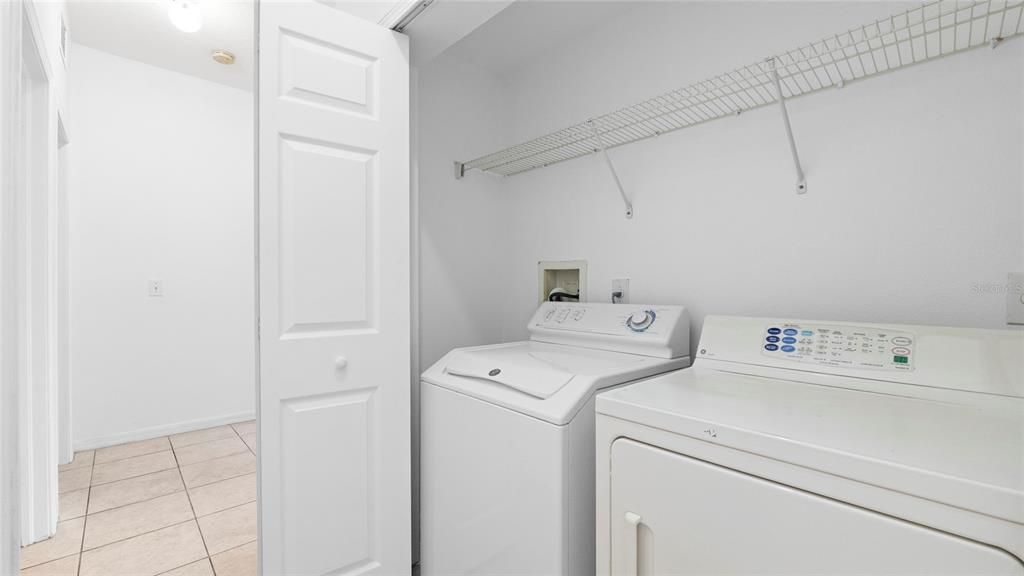 For Sale: $360,000 (4 beds, 2 baths, 1724 Square Feet)