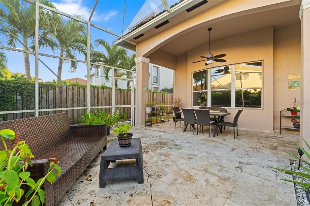 待售: $875,000 (4 贝兹, 3 浴室, 2414 平方英尺)