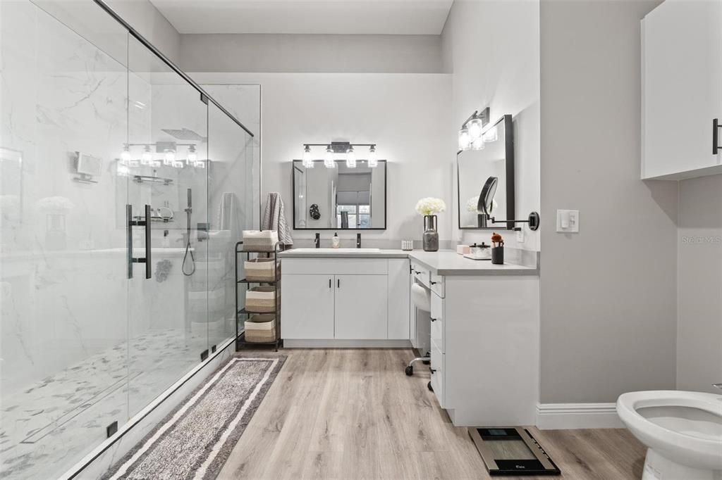 待售: $875,000 (4 贝兹, 3 浴室, 2414 平方英尺)