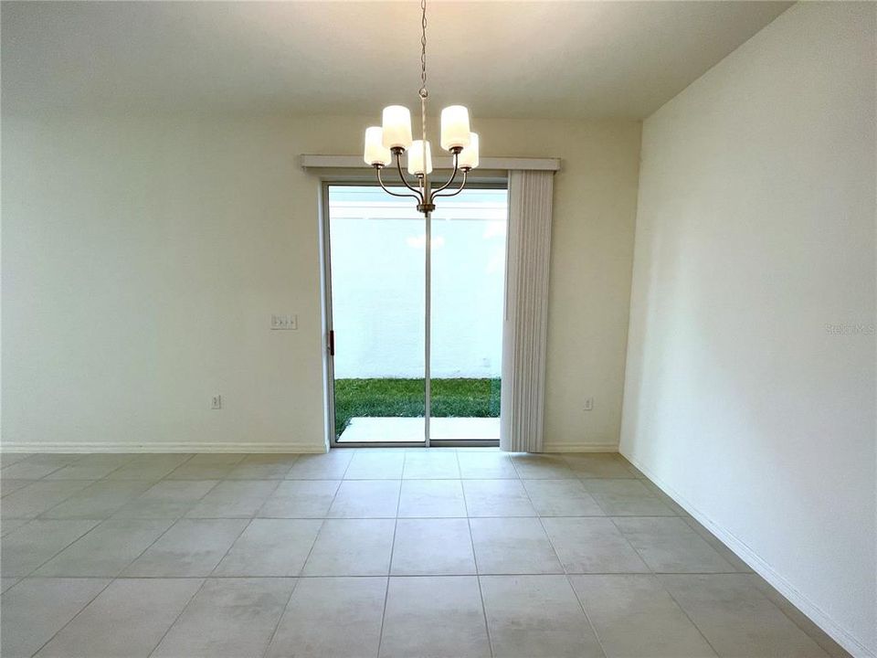 В аренду: $2,400 (3 спален, 2 ванн, 1852 Квадратных фут)