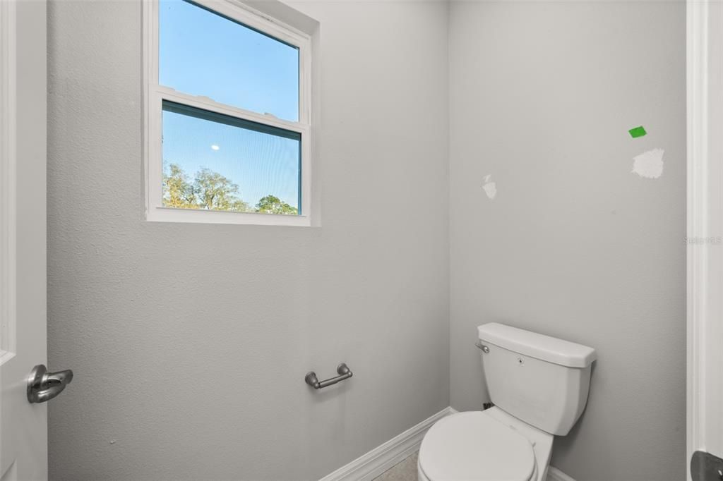 На продажу: $375,000 (4 спален, 3 ванн, 1990 Квадратных фут)