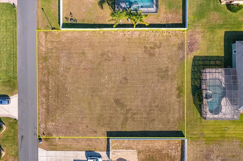 На продажу: $65,000 (0.34 acres)