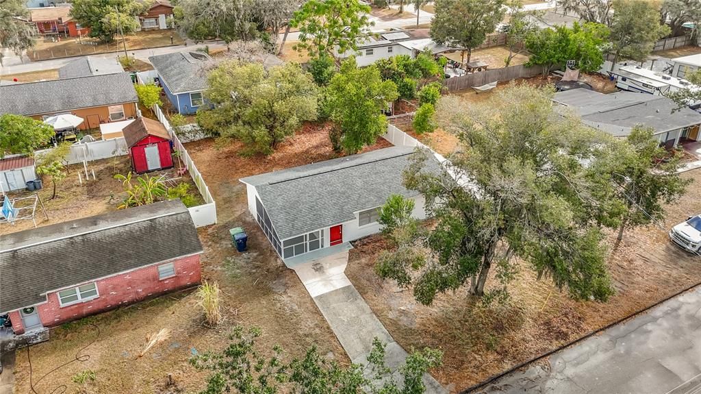 待售: $275,000 (2 贝兹, 1 浴室, 816 平方英尺)